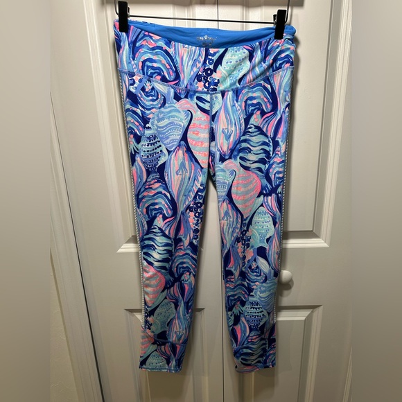 Lilly Pulitzer Pants - Lilly Pulitzer Women’s size M luxe athletic leggings